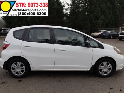 Used 2011 Honda Fit image 8