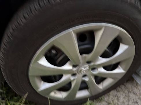Used 2026 Toyota Corolla LE FWD image 5
