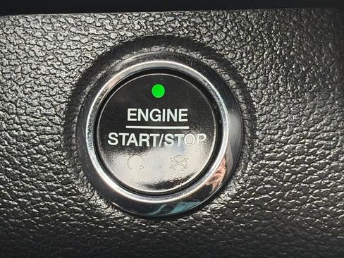 Used 2015 Ford F150 Lariat w/ Equipment Group 501A Mid AWD/4WD image 47