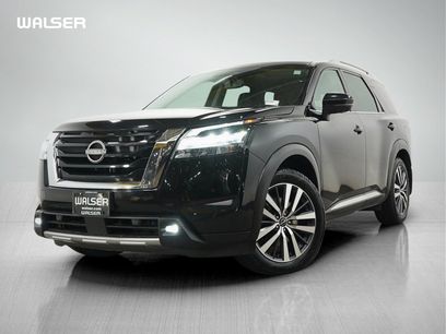 Used 2022 Nissan Pathfinder Platinum