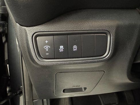 Used 2025 Kia Soul LX w/ LX Technology Package image 10