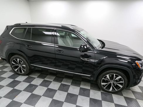 New 2026 Volkswagen Atlas SEL Premium R-Line AWD/4WD image 5