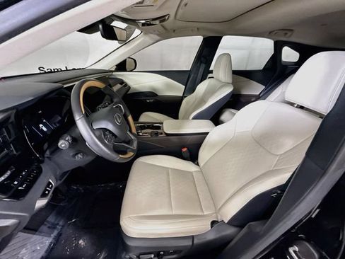 Used 2025 Lexus RX 350 Premium Plus w/ Accessory Package (Z1) FWD image 20