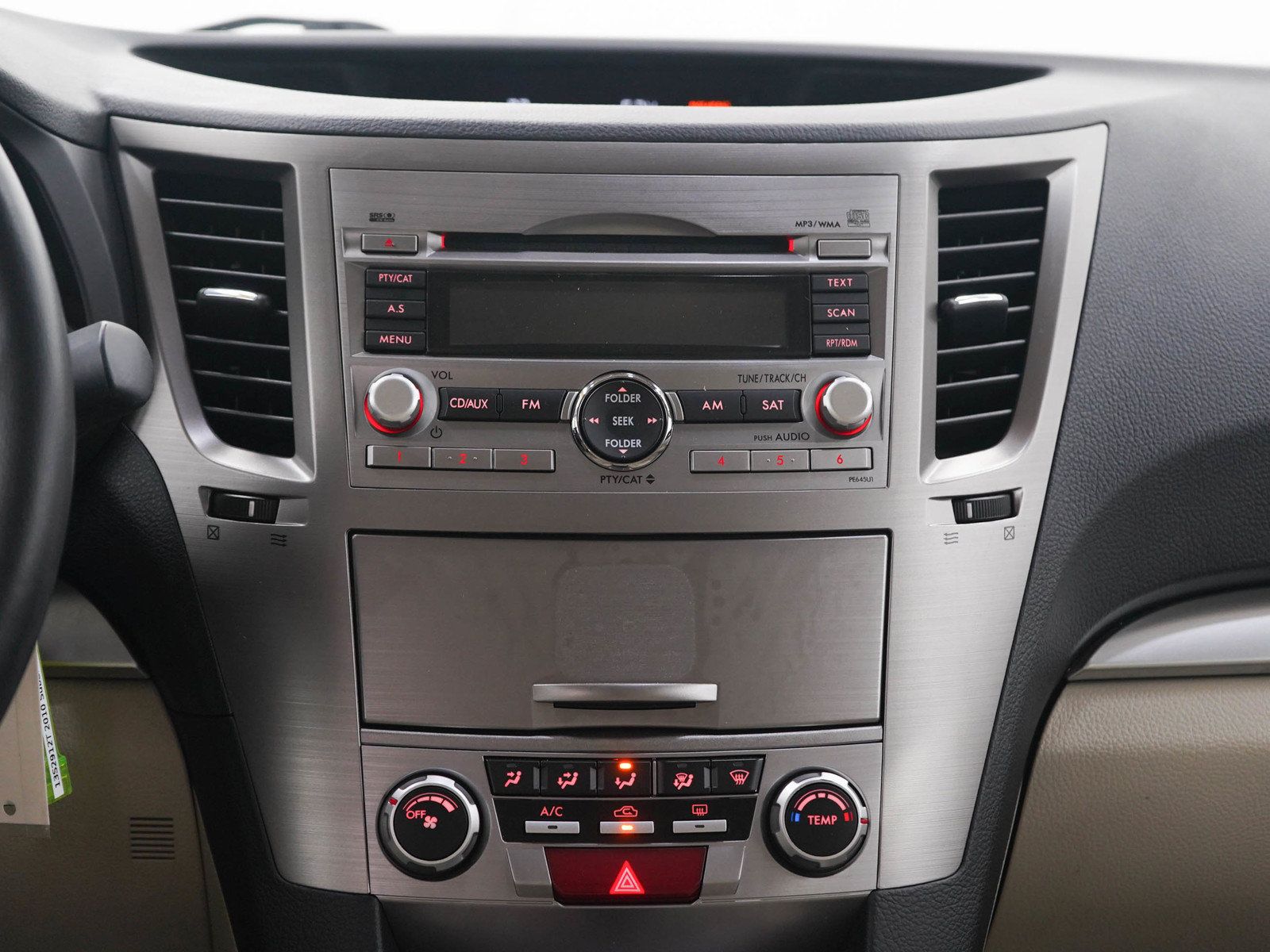 Used 2010 Subaru Legacy 2.5i Premium AWD/4WD image 16