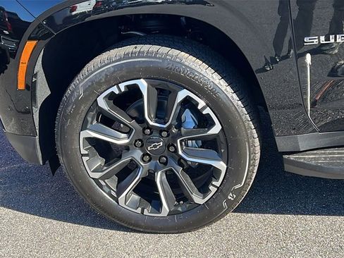 New 2026 Chevrolet Suburban High Country w/ Sun And Tow Package image 9
