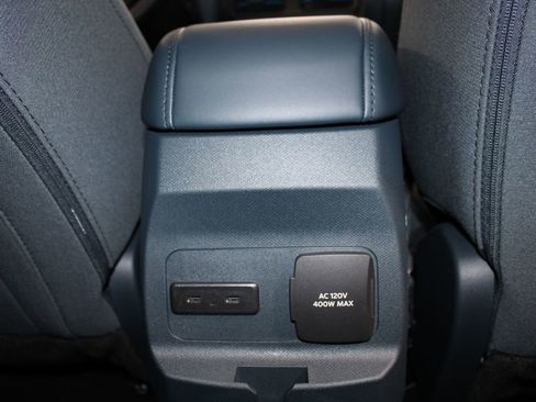 New 2025 Ford Maverick XLT w/ XLT Luxury Package image 26