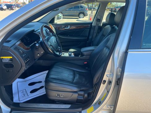 Used 2013 Hyundai Equus Ultimate image 14