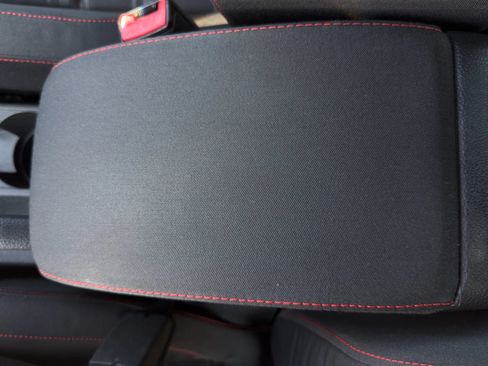 Used 2012 Volkswagen GTI 4-Door FWD image 32