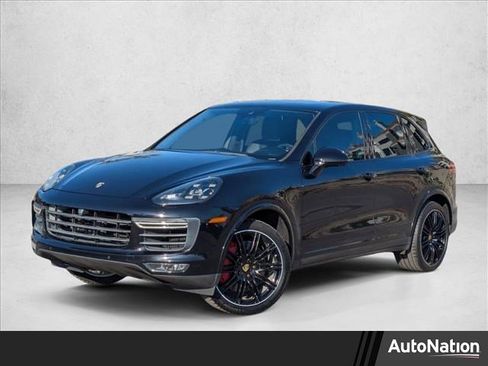 Used 2018 Porsche Cayenne Turbo image 1