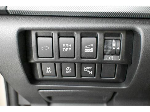 Used 2021 Subaru Forester Limited AWD/4WD image 48