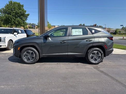 New 2026 Hyundai Tucson Blue SE AWD/4WD image 4