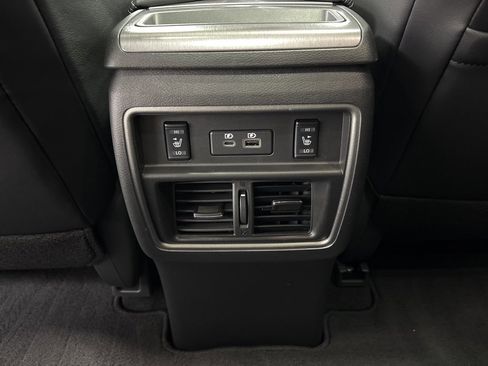 Used 2024 Nissan Murano SL image 25