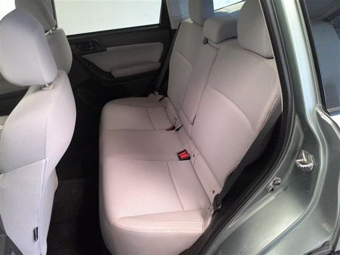 Used 2017 Subaru Forester 2.5i Premium w/ All-Weather Package image 31