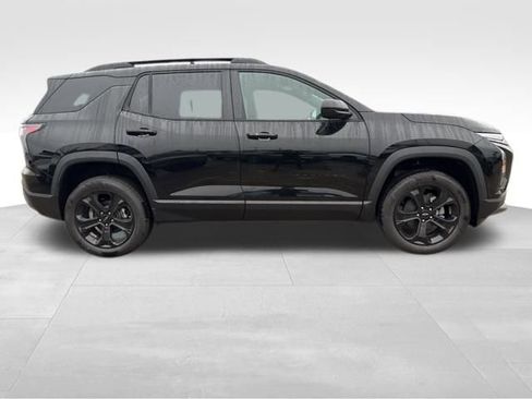 New 2026 Chevrolet Equinox LT w/ Convenience Package II image 10