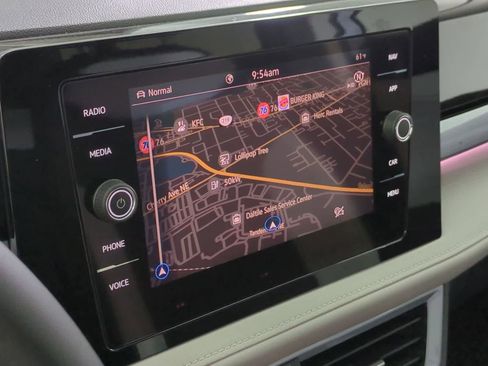 New 2025 Volkswagen Taos SEL image 30