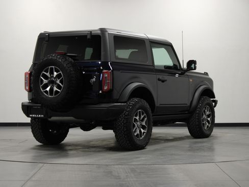 Used 2021 Ford Bronco Badlands image 4