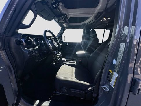 Certified 2022 Jeep Wrangler Unlimited Sport AWD/4WD image 23