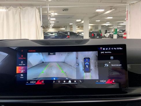 New 2026 BMW X5 xDrive40i w/ Executive Package image 19