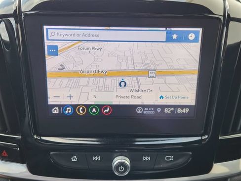 Used 2022 Chevrolet Traverse RS FWD image 5