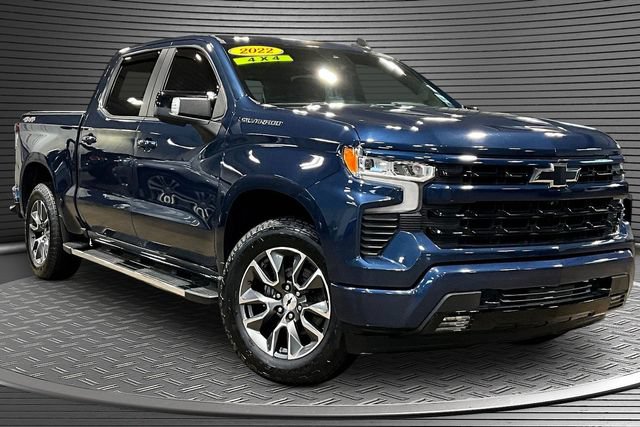 Used 2022 Chevrolet Silverado 1500 RST w/ Convenience Package II AWD/4WD image 3