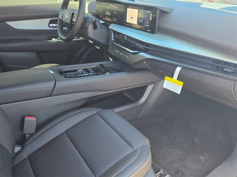 New 2026 Nissan Murano Platinum image 12