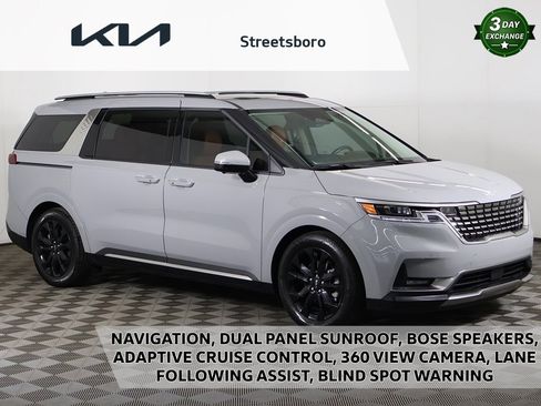 Used 2024 Kia Carnival SX Prestige image 1