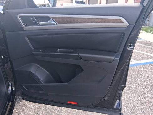 Used 2019 Volkswagen Atlas SEL Premium AWD/4WD image 19