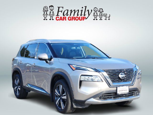 Used 2023 Nissan Rogue Platinum w/ Platinum Premium Package FWD image 2