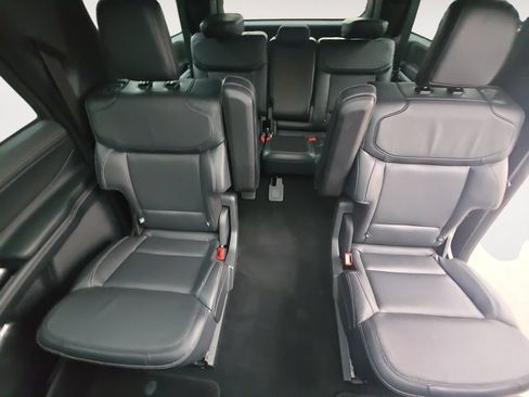 Used 2025 Ford Expedition Max Platinum w/ Stealth Performance Package AWD/4WD image 16