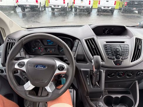 Used 2018 Ford Transit 350 XL RWD image 15