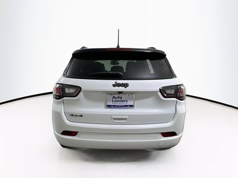 Used 2022 Jeep Compass High Altitude AWD/4WD image 6