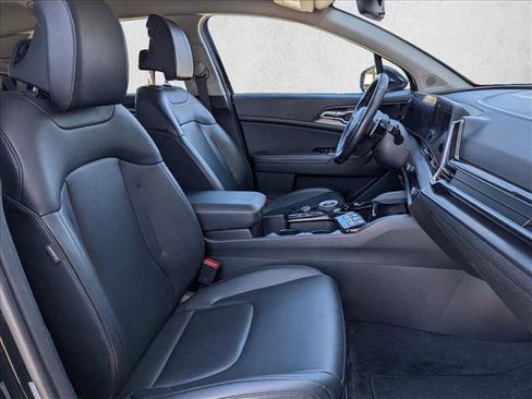 Used 2023 Kia Sportage EX image 21