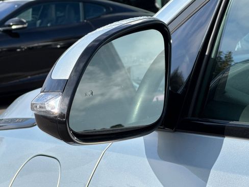 Used 2023 Chevrolet Bolt EUV LT w/ Comfort Package image 49