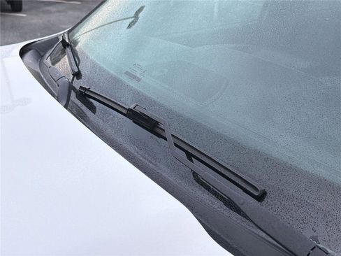 Used 2022 RAM 2500 Tradesman w/ Chrome Appearance Group image 14