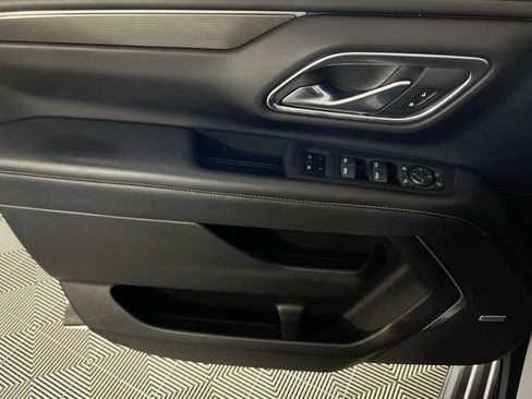 Used 2023 GMC Yukon AT4 image 23