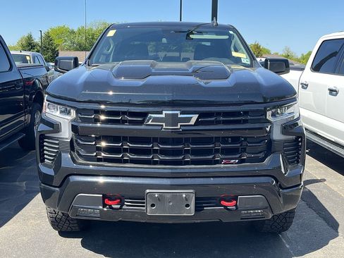 Used 2023 Chevrolet Silverado 1500 LT Trail Boss w/ Protection Package AWD/4WD image 3