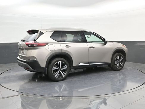 Used 2021 Nissan Rogue SL AWD/4WD image 8