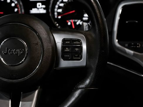 Used 2013 Jeep Grand Cherokee SRT8 image 17