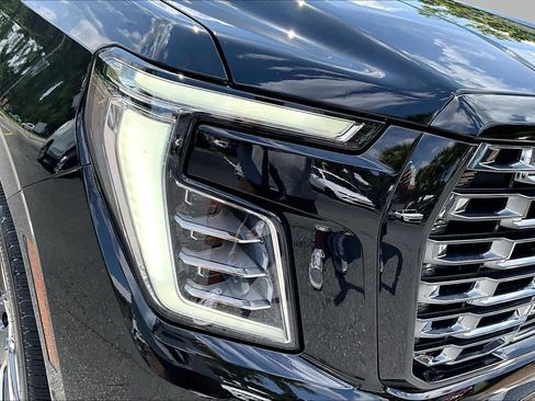 Used 2026 GMC Yukon XL Denali Ultimate AWD/4WD image 28