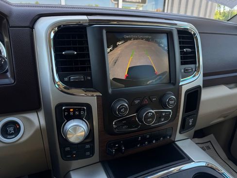 Used 2015 RAM 1500 Laramie w/ Convenience Group AWD/4WD image 19