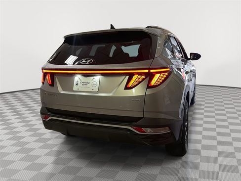 Used 2022 Hyundai Tucson SEL w/ Cargo Package image 3