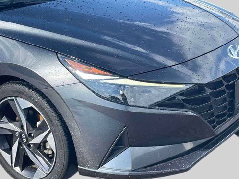 Used 2023 Hyundai Elantra SEL w/ Convenience Package FWD image 10