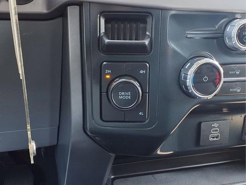 Used 2025 Ford F150 XLT w/ Equipment Group 301A Standard AWD/4WD image 11