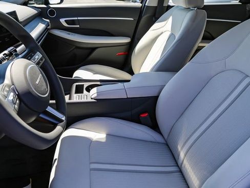 New 2025 Hyundai Sonata SEL image 17