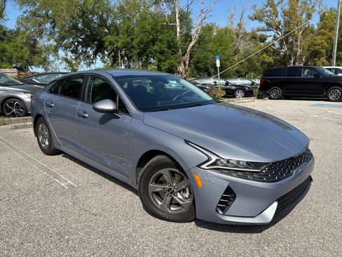Used 2023 Kia K5 LXS FWD image 5