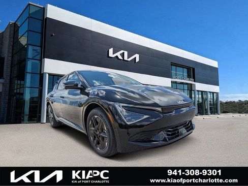 New 2025 Kia EV6 Wind RWD image 1
