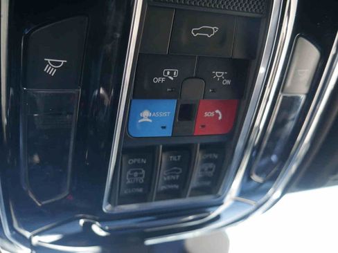 Certified 2023 Jeep Grand Cherokee L Overland image 35