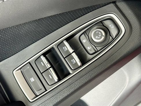 New 2026 Subaru Ascent Touring w/ Popular Package #1 AWD/4WD image 16