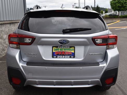 Used 2020 Subaru Crosstrek 2.0i Limited w/ Moonroof Package w/Navigation AWD/4WD image 6
