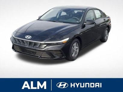 New 2026 Hyundai Elantra SE